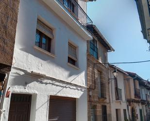 Vista exterior de Apartament en venda en Pasarón de la Vera amb Moblat, TV i Balcó