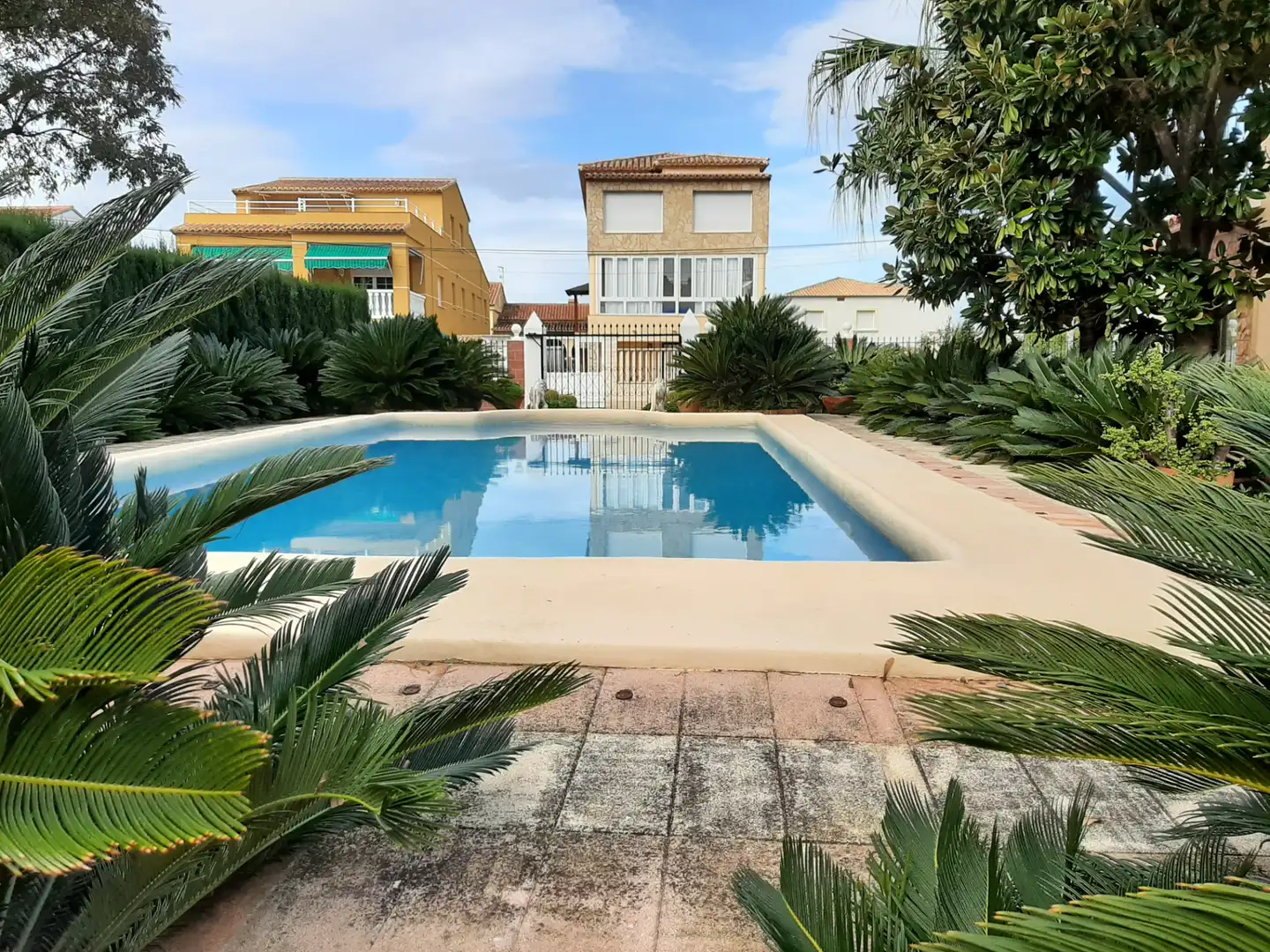 Piscina de Casa o chalet de alquiler en Oliva con Aire acondicionado, Jardín privado y Terraza