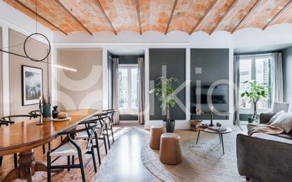 Sala d'estar de Apartament de lloguer en  Barcelona Capital amb Aire condicionat, Calefacció i Moblat