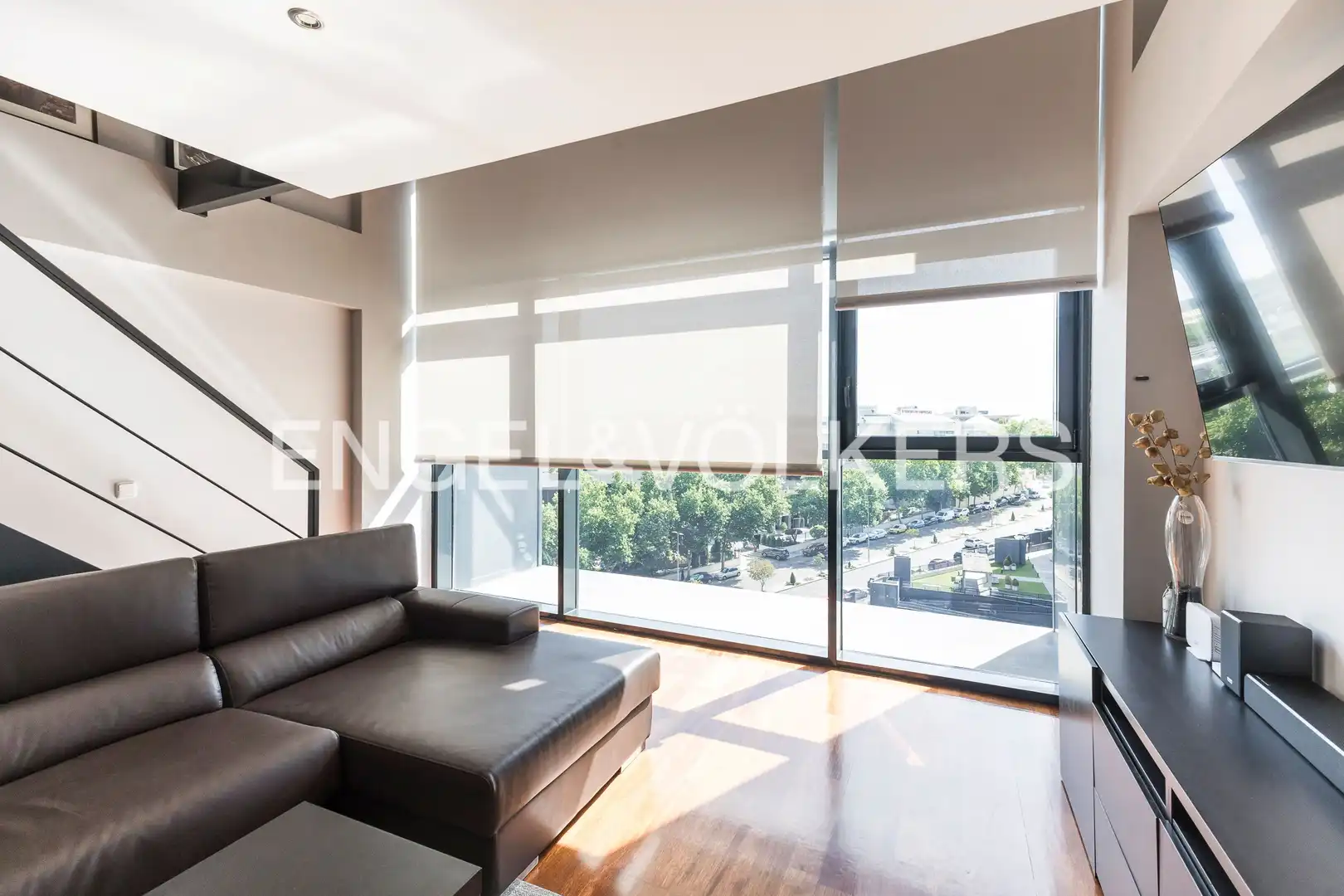 Sala d'estar de Loft de lloguer en San Sebastián de los Reyes amb Aire condicionat, Calefacció i Piscina