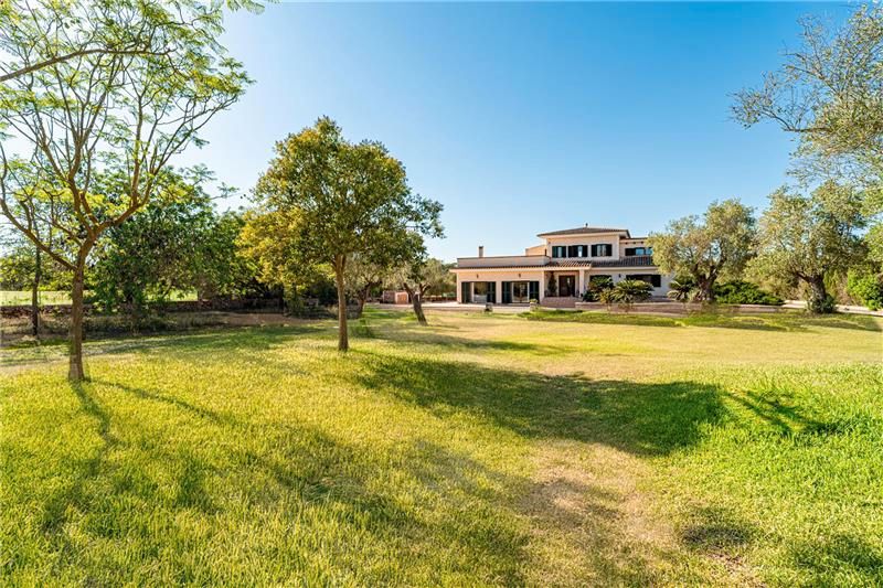 Garden of Country house for sale in Algaida  with Air Conditioner, Heating and Private garden