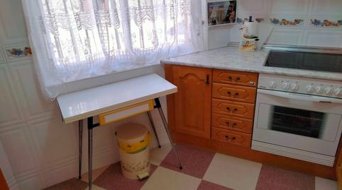 Foto 2 de Casa adosada en venda a Calle Enrrollada, Navacepedilla de Corneja, Ávila