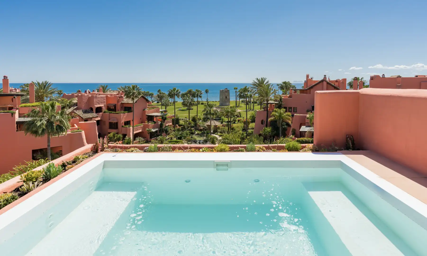 Jardí de Àtic en venda en Estepona amb Aire condicionat, Terrassa i Piscina