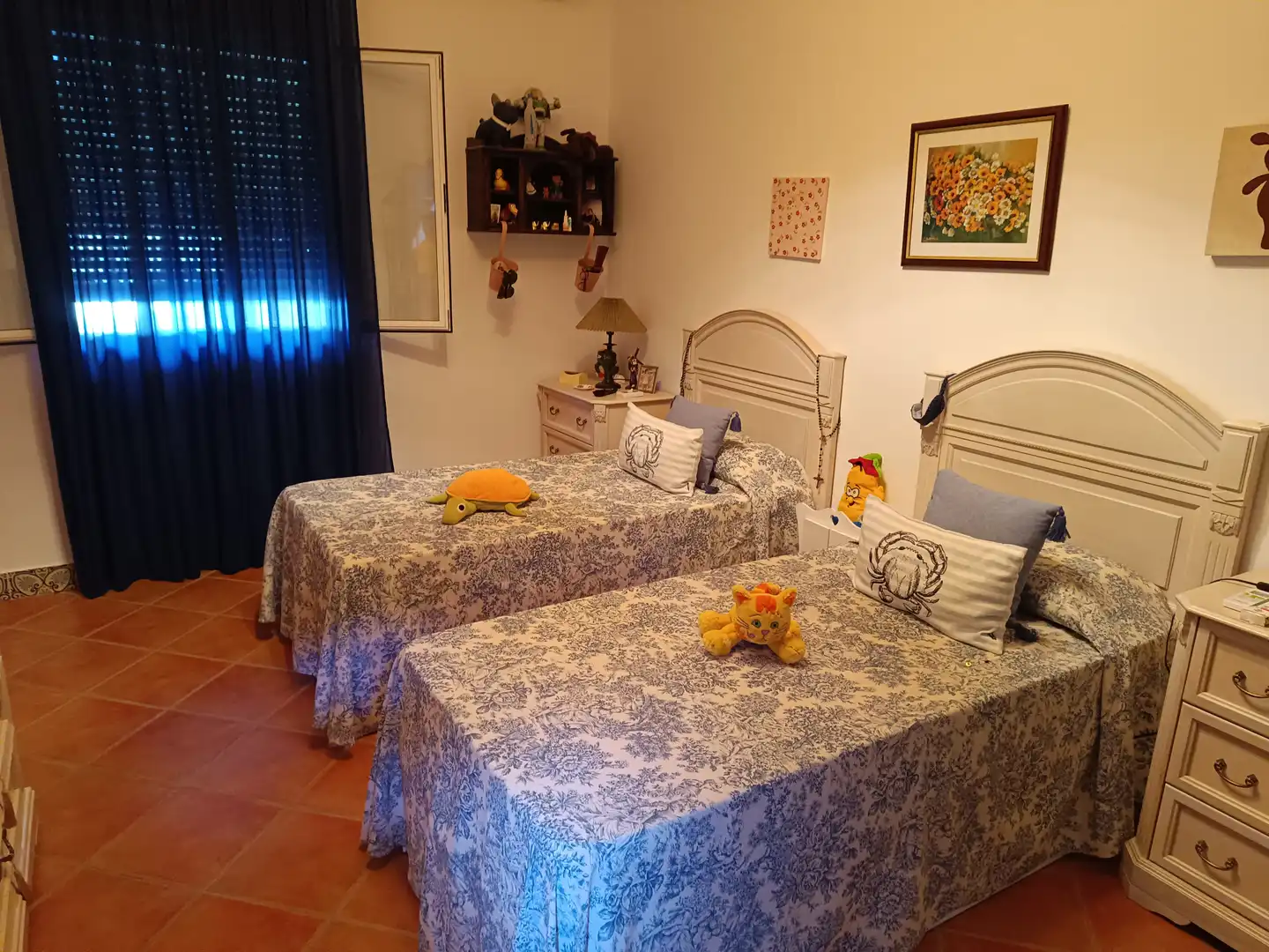 Dormitori de Casa o xalet en venda en Carmona amb Aire condicionat, Jardí privat i Terrassa