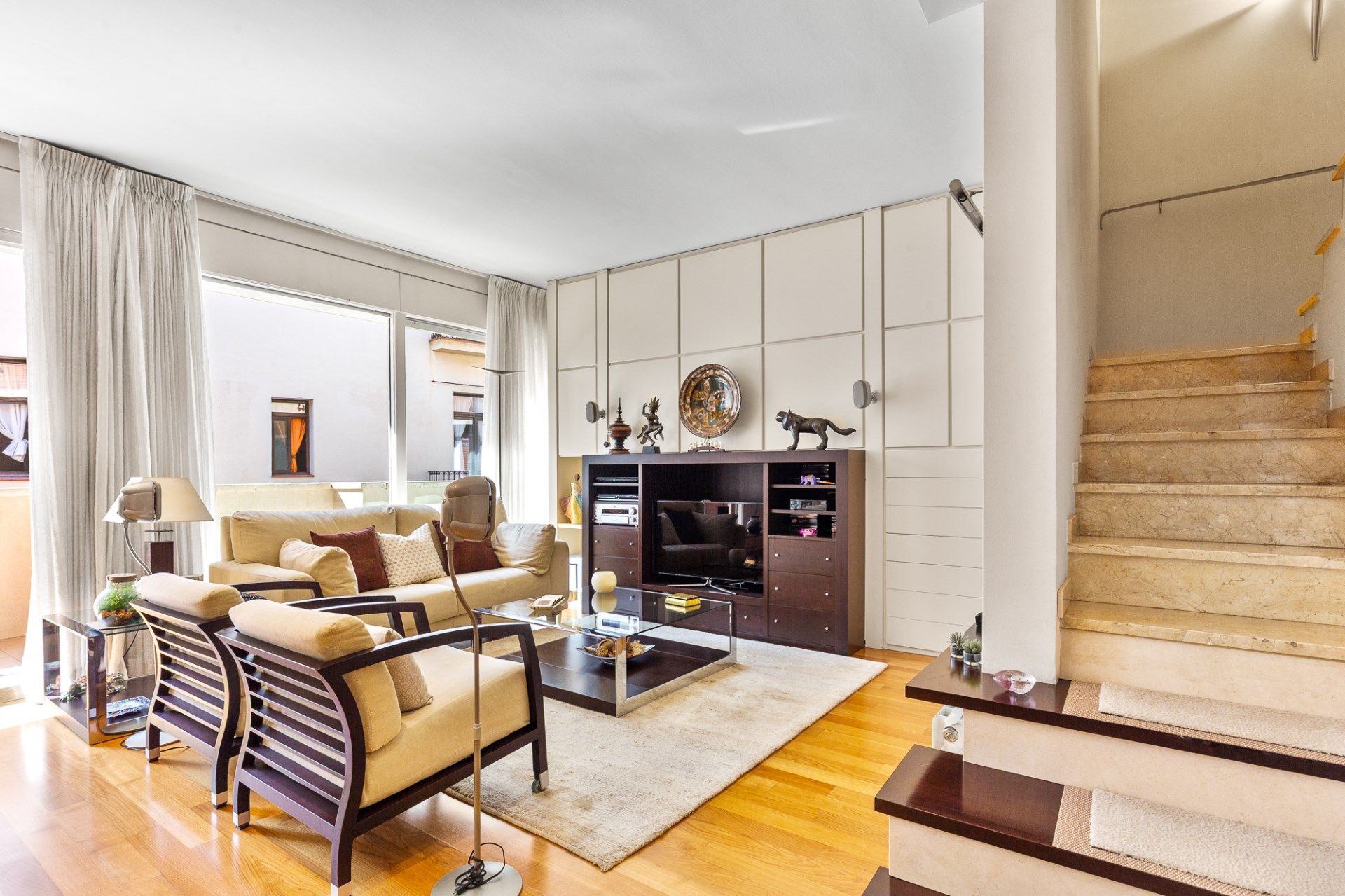 Living room of Single-family semi-detached for sale in  Barcelona Capital  with Air Conditioner, Heating and Storage room
