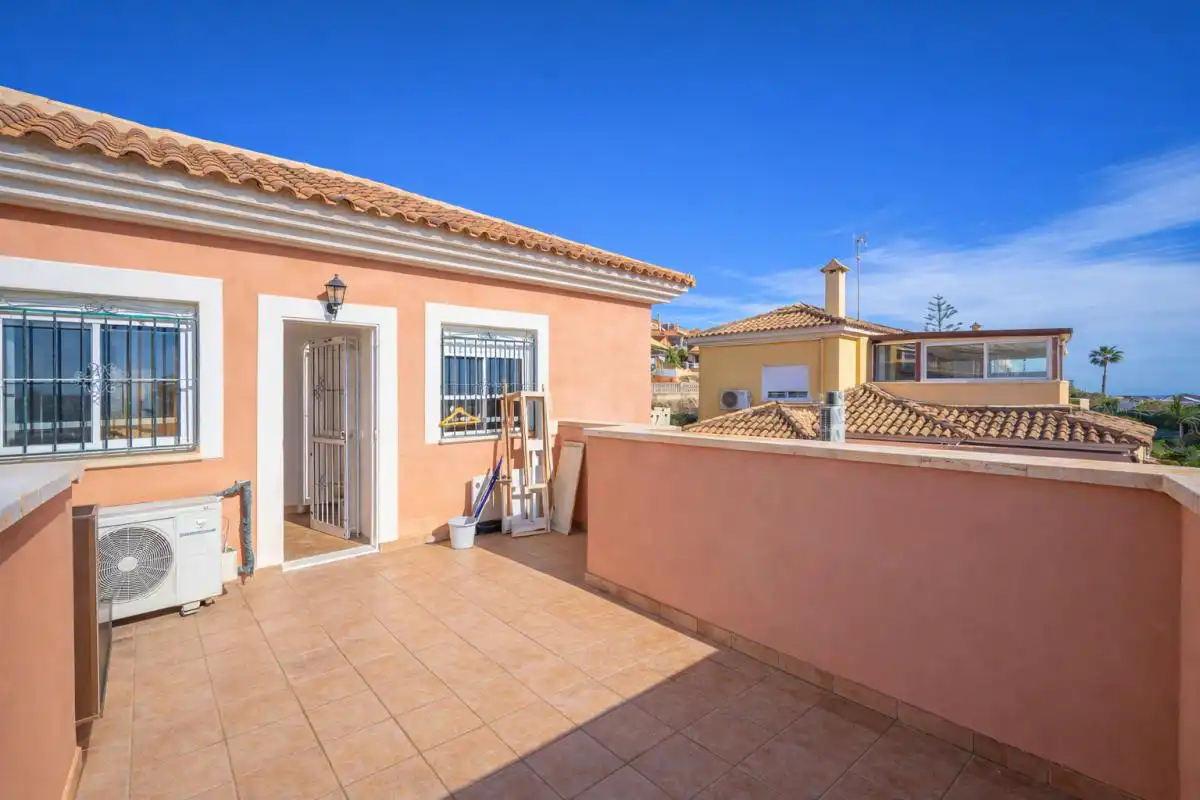 Terraza de Casa o chalet en venta en Mutxamel con Aire acondicionado, Calefacción y Jardín privado