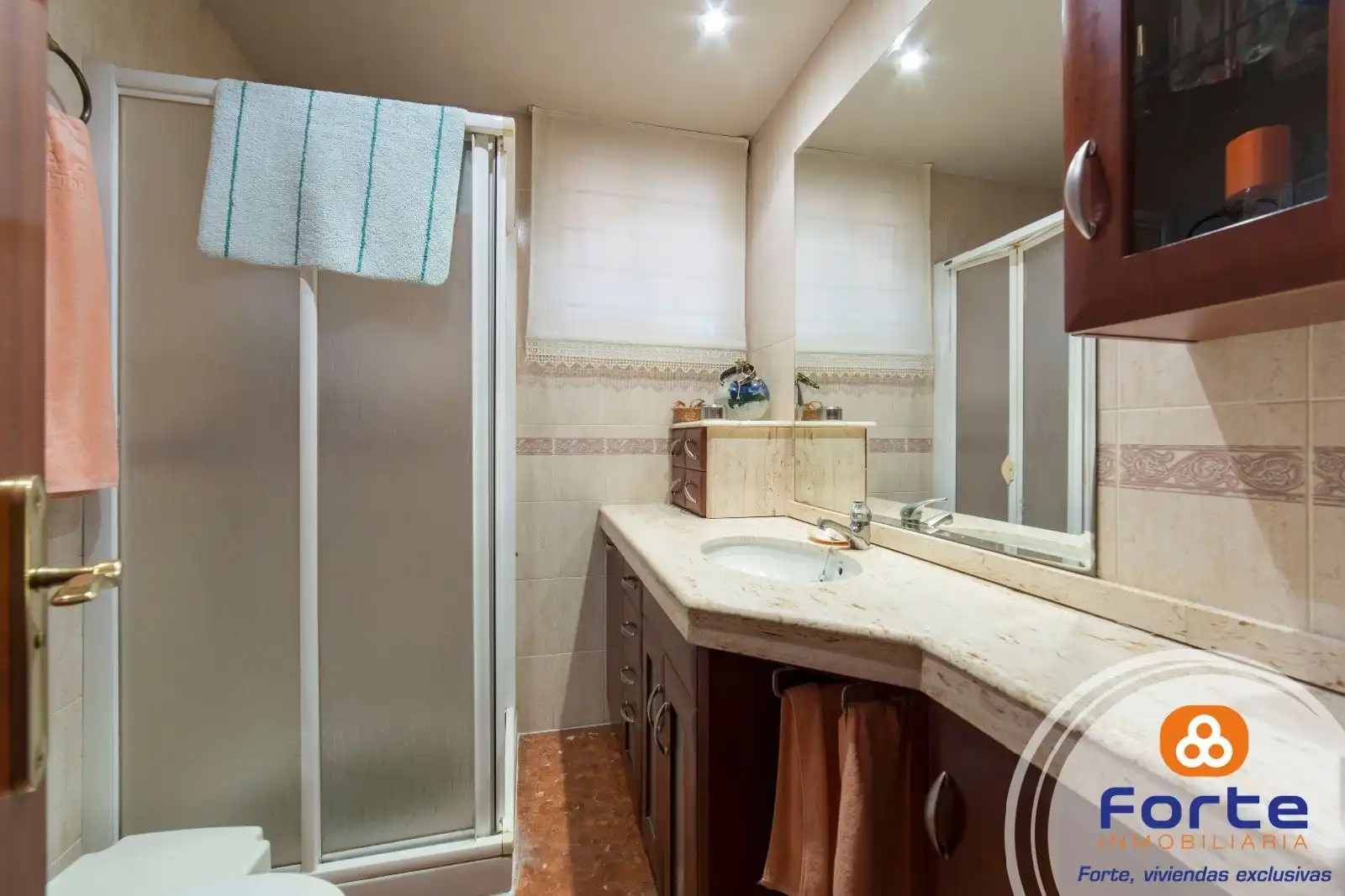 Dúplex en venda a Santa Rosa - Valdeolleros