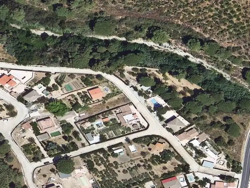 Terreno residencial en venta en UR PORTUGAL (PORTUGAL)