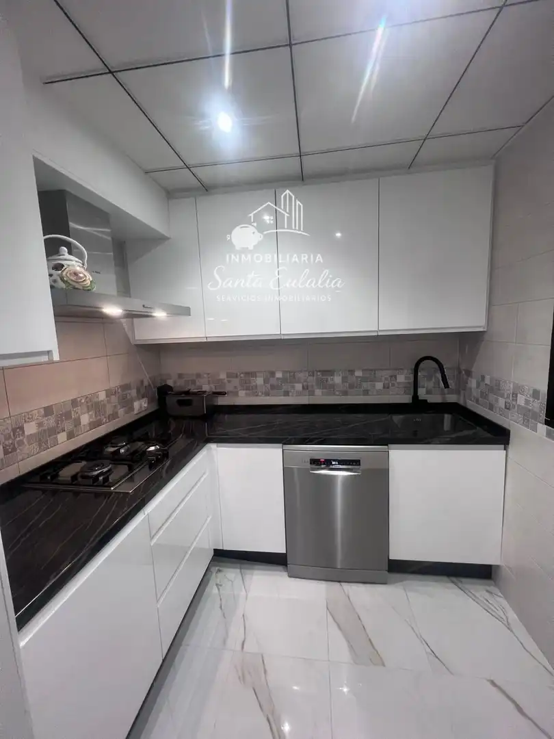 Cocina de Piso en venta en Mérida con Aire acondicionado, Terraza y Horno