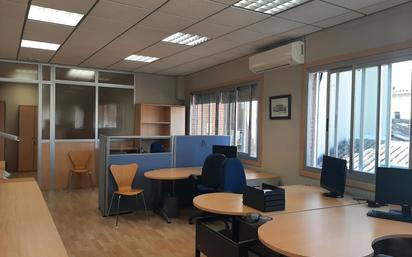 Oficina de lloguer a Casco histórico, Alcalá de Henares