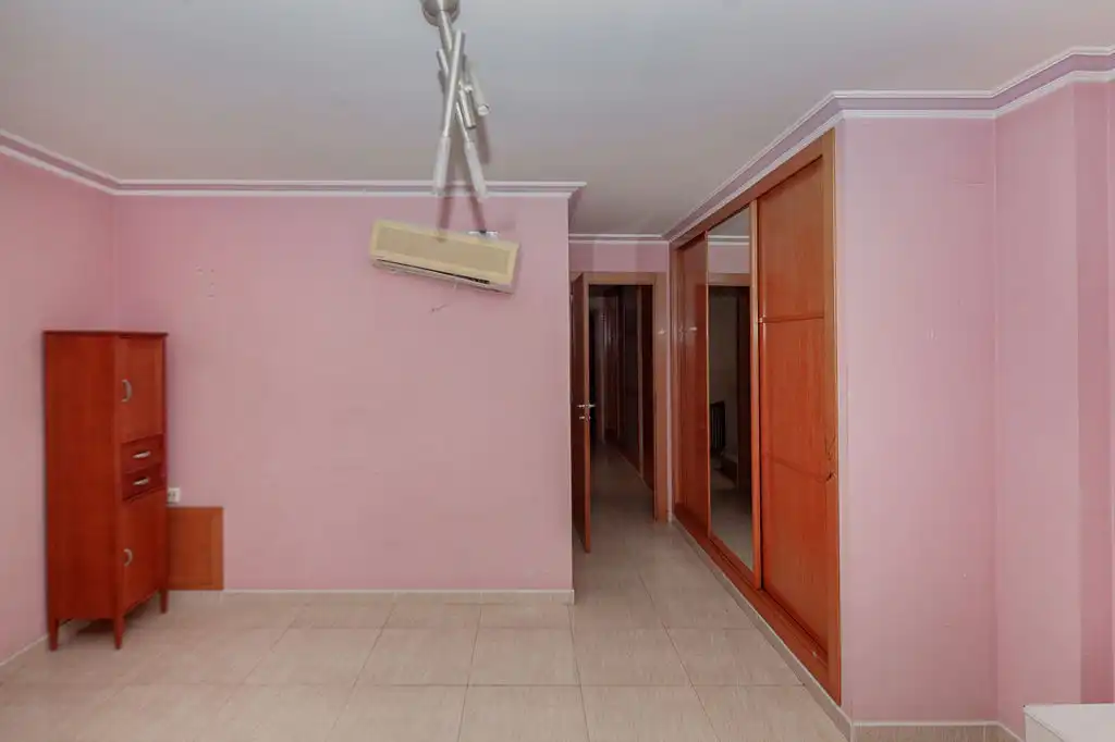 Detached homes for sale in Aldaia
