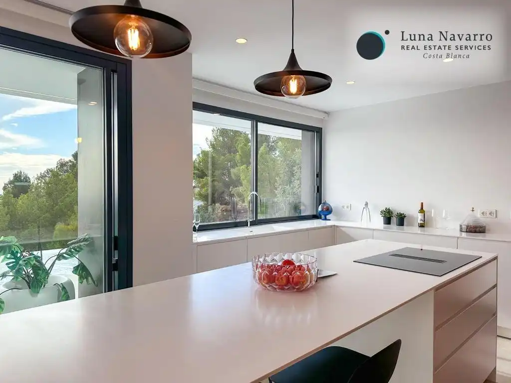 Casa o chalet en venta en Calle Cornisa, Altea ciudad