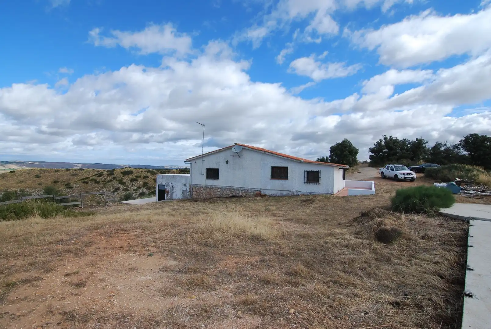 Außenansicht von Country house zum Verkauf in San Martín de la Vega mit Heizung
