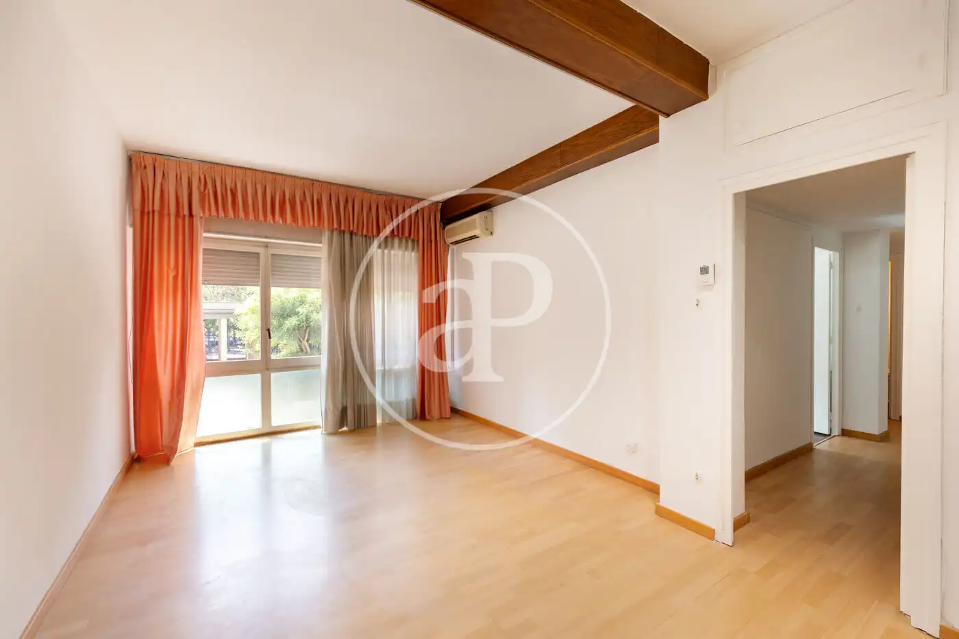 Pis amb jardí en venda a Carrer de Huelva, imagen 3