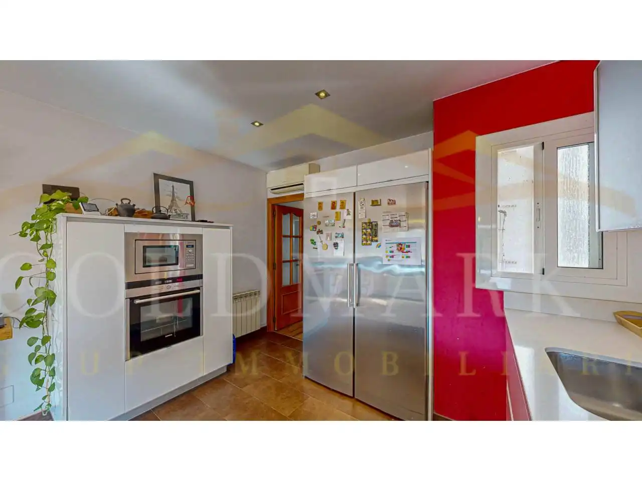 Cocina de Piso en venta en Sant Vicenç Dels Horts con Aire acondicionado, Calefacción y Parquet