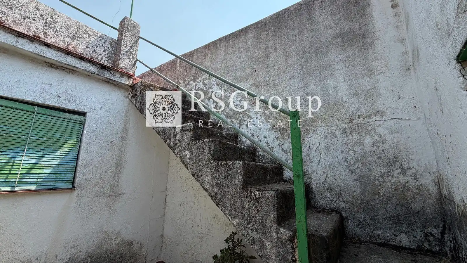 Exterior view of Houses for sale in Cala  with Storage room