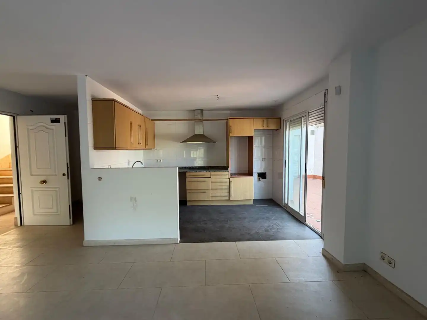 Kitchen of Flat for sale in L'Alcora  with Terrace and Storage room