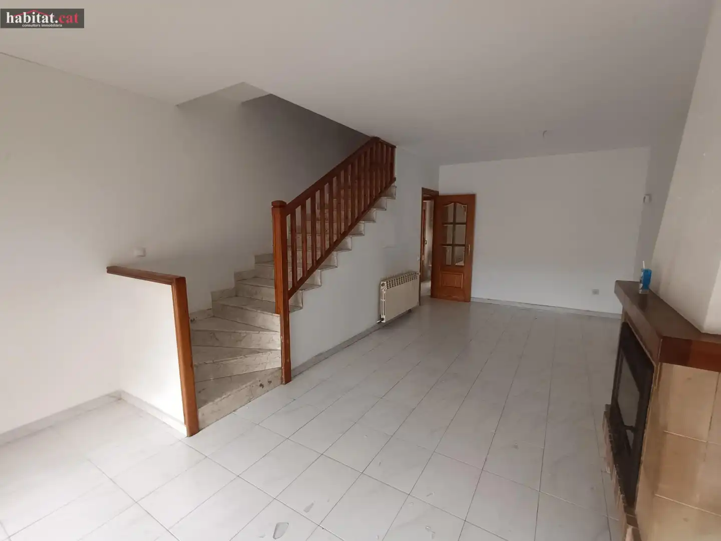 Casa adosada en venta en Cubelles con Calefacción y Balcón