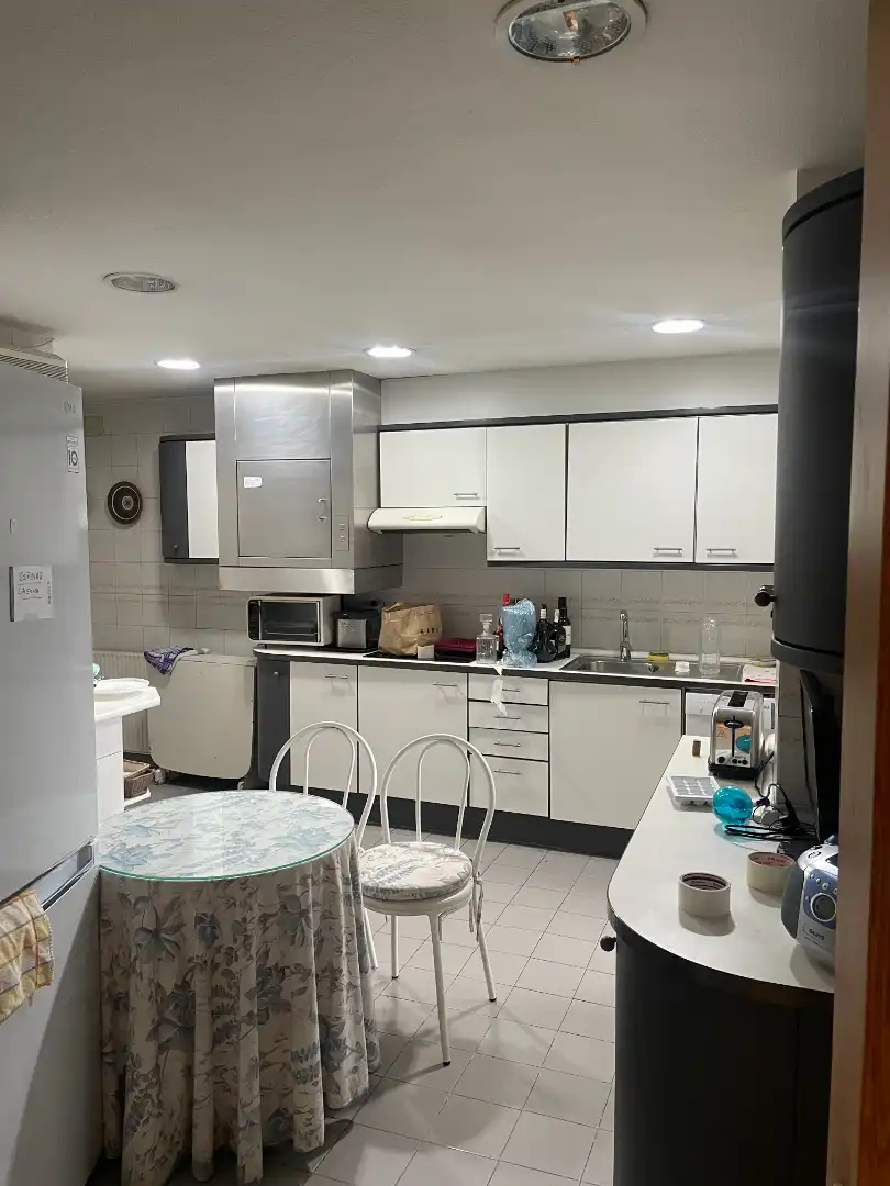 Cocina de Ático en venta en Pozuelo de Alarcón con Aire acondicionado, Calefacción y Jardín privado