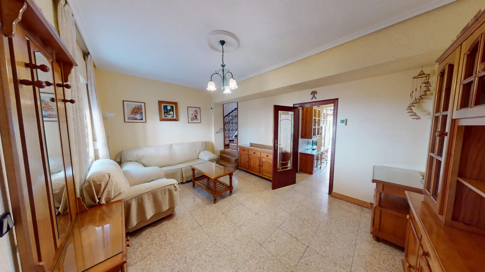 Sala d'estar de Casa o xalet en venda en Alicante / Alacant amb Terrassa, Traster i Moblat
