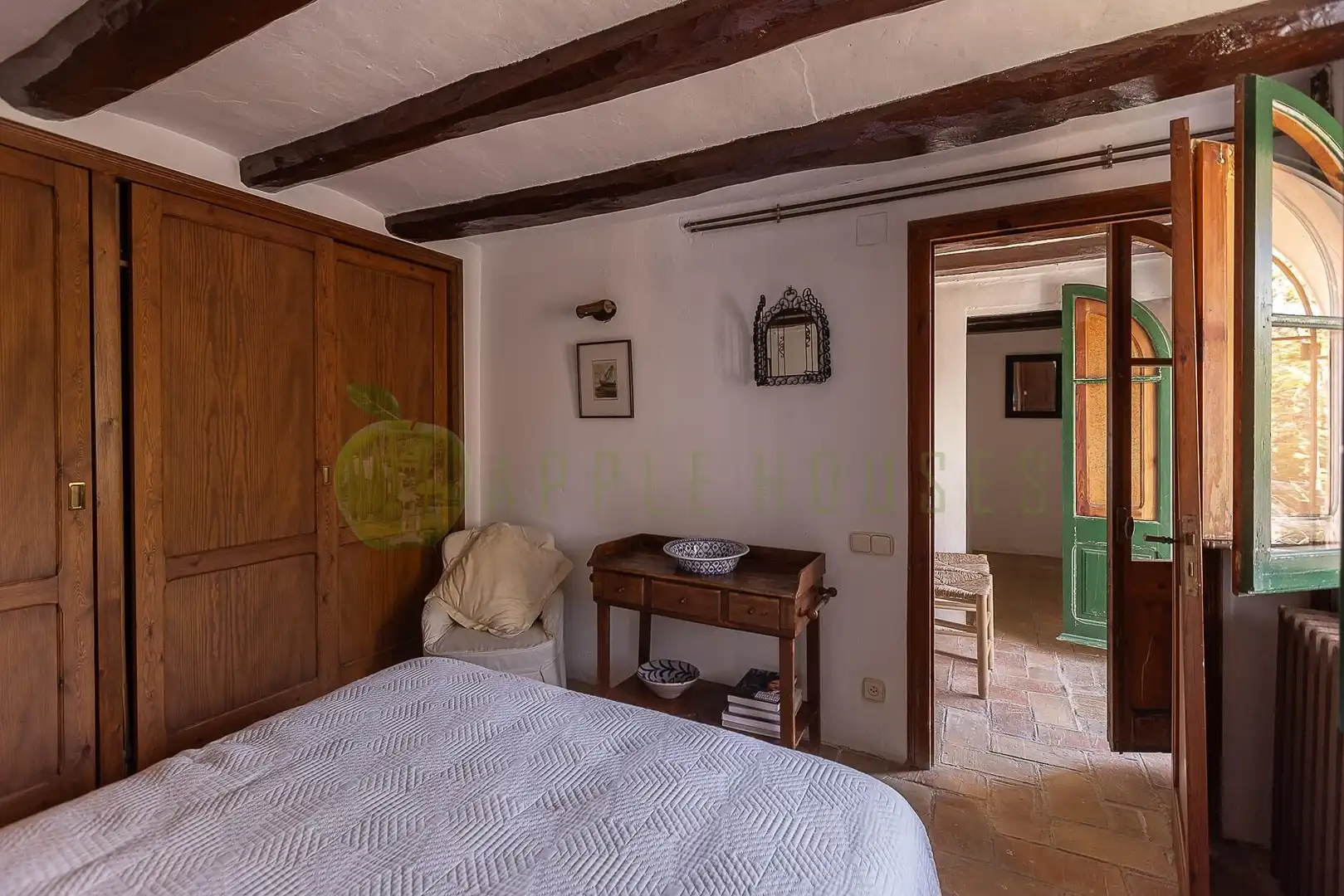 Habitación de Casa o chalet en venta en Vilanova i la Geltrú con Aire acondicionado, Calefacción y Jardín privado