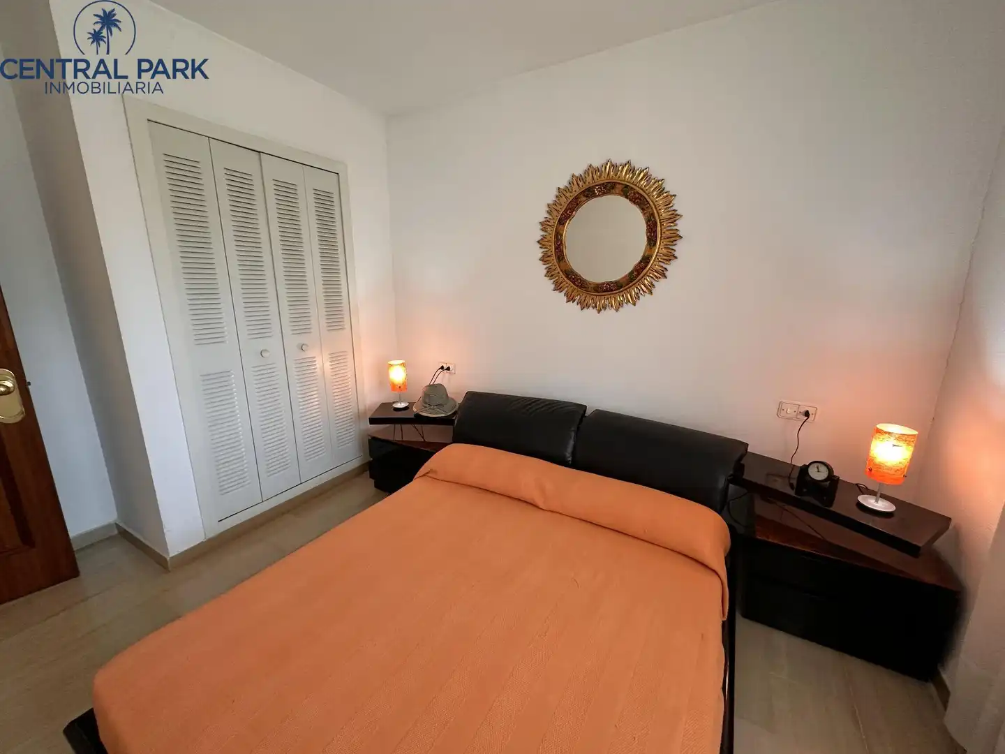 Habitación de Apartamento en venta en Salou con Aire acondicionado, Terraza y Amueblado