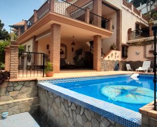 Piscina de Residencial en venda en Vélez-Málaga