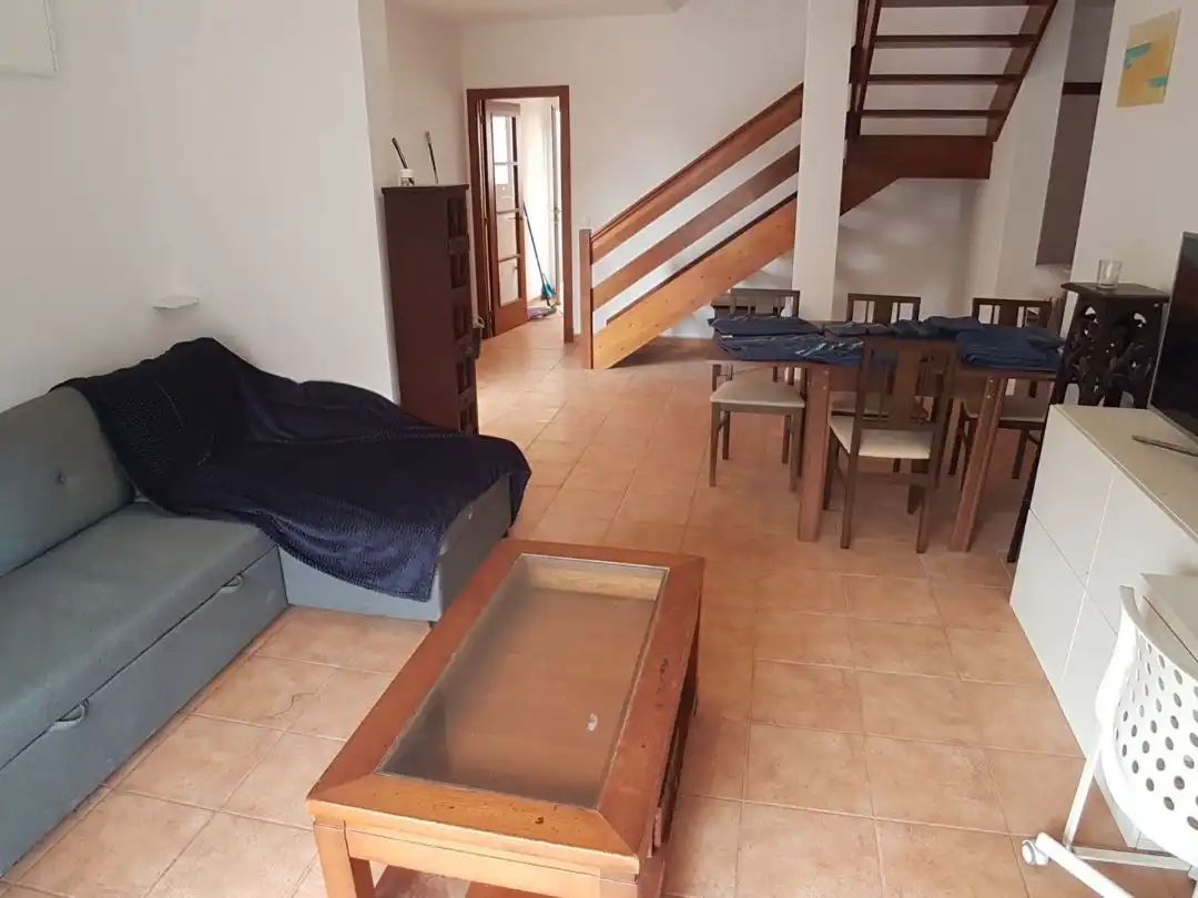 Dúplex amb jardí en venda a Calle Avutarda 2