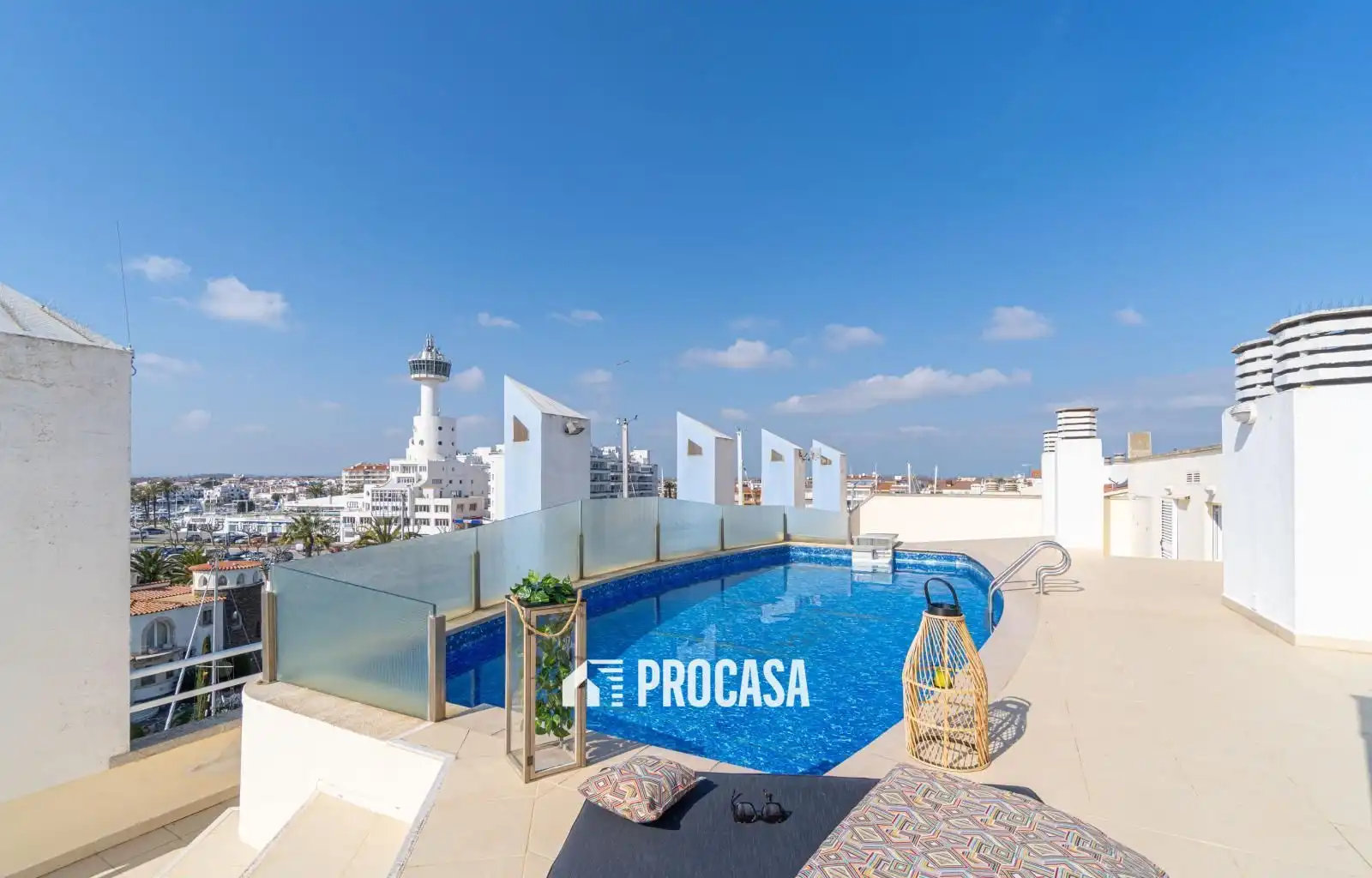 Schwimmbecken von Wohnung zum Verkauf in Empuriabrava mit Klimaanlage, Heizung und Terrasse