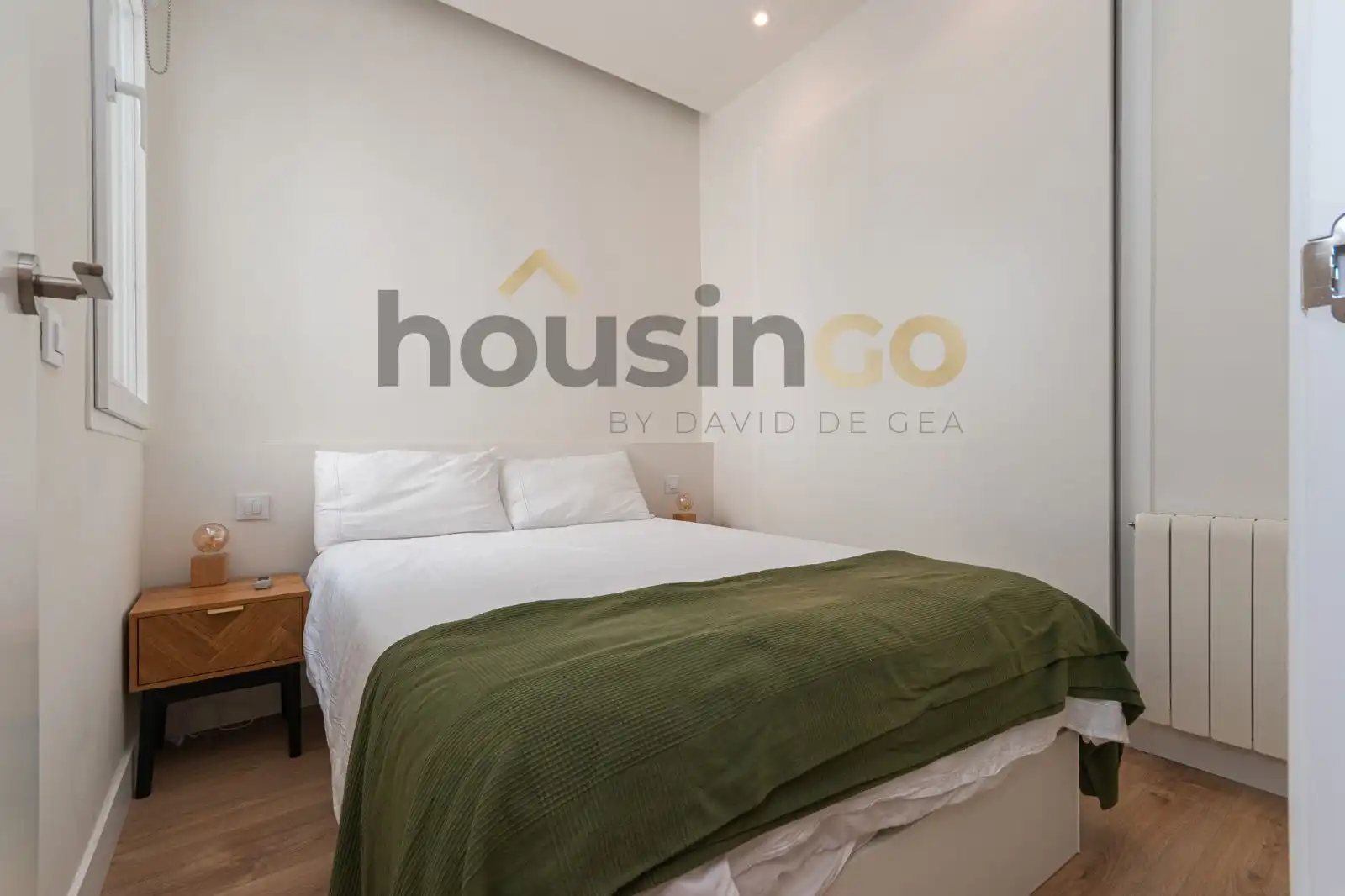 Bedroom of Flat for rent in Madrid  with Air Conditioner, Heating and Terrace