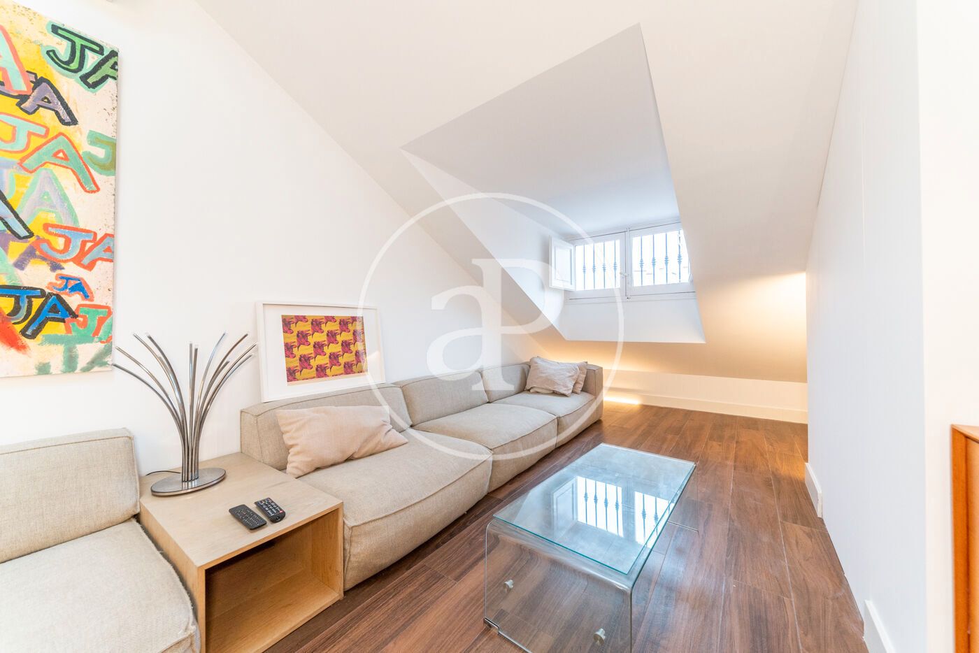 Living room of Flat to rent in  Madrid Capital  with Air Conditioner, Heating and Furnished