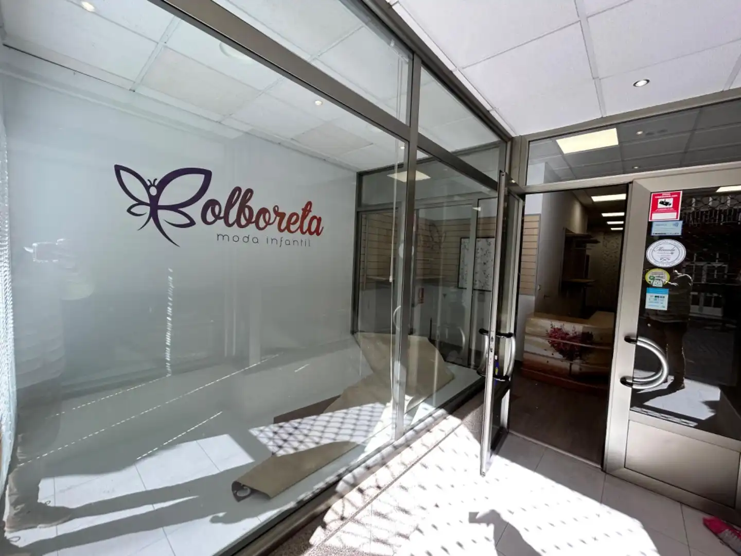 Business premises to rent in Boiro, imagen 4