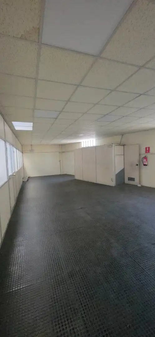 Fabrikhallen zur Miete in Santa Perpètua de Mogoda