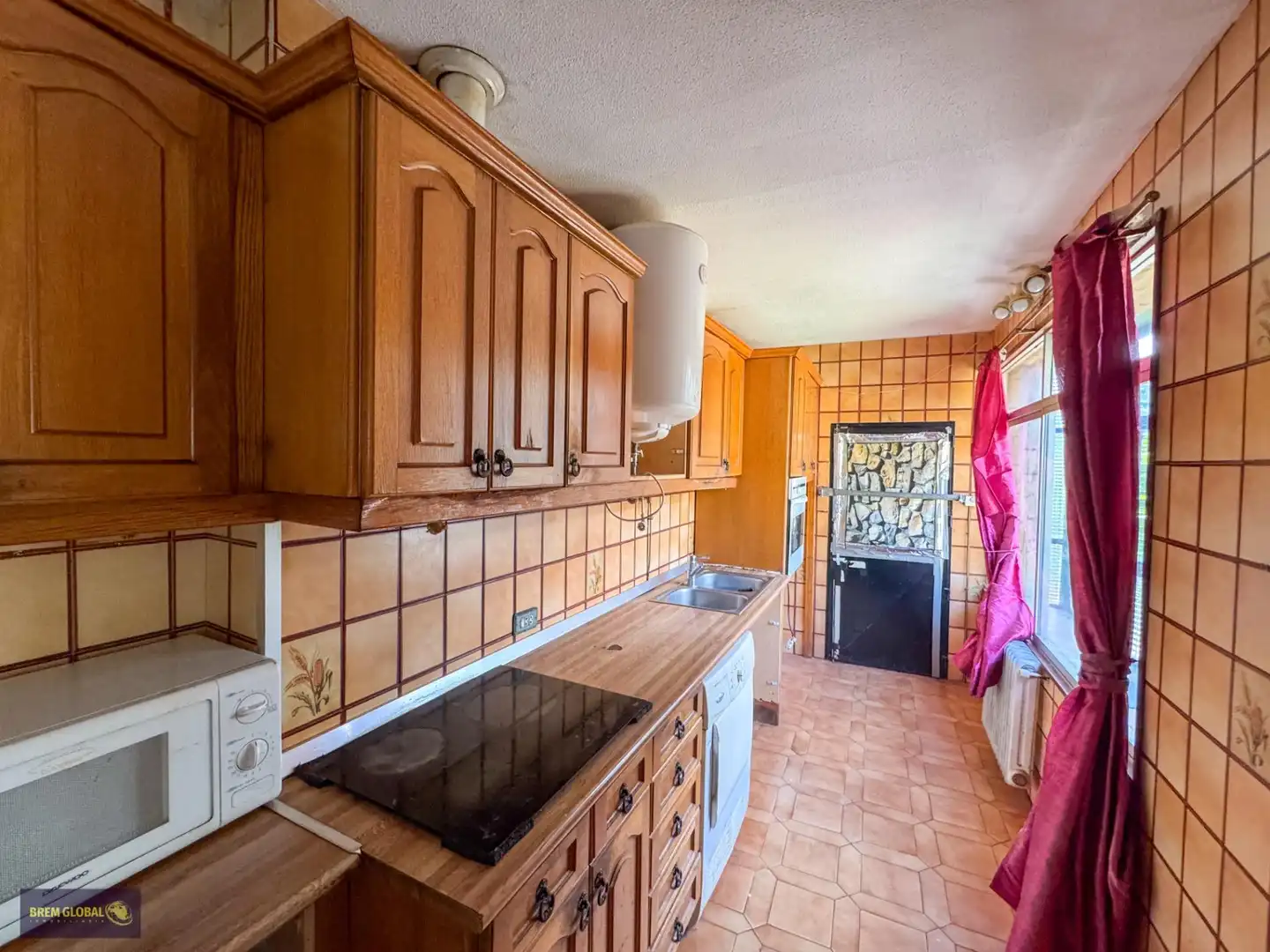 Cuina de Casa o xalet en venda en Valdemanco amb Jardí privat, Terrassa i Traster