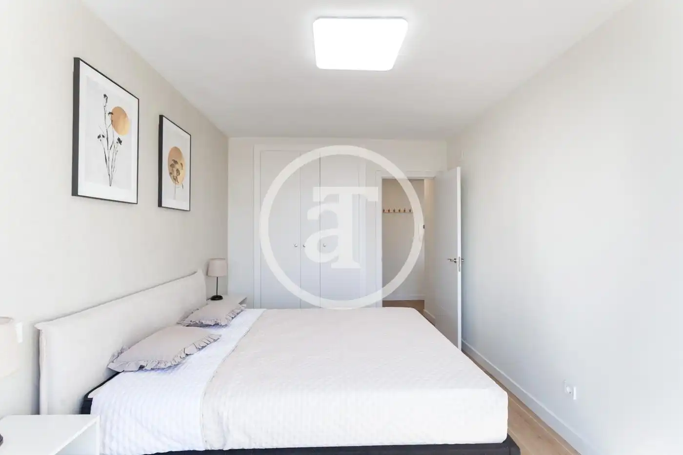 Bedroom of Flat for rent in Madrid  with Heating, Furnished and Oven