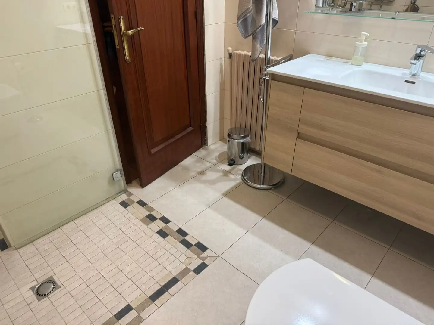 Bathroom of Houses for sale in Sant Celoni  with Air Conditioner, Heating and Private garden