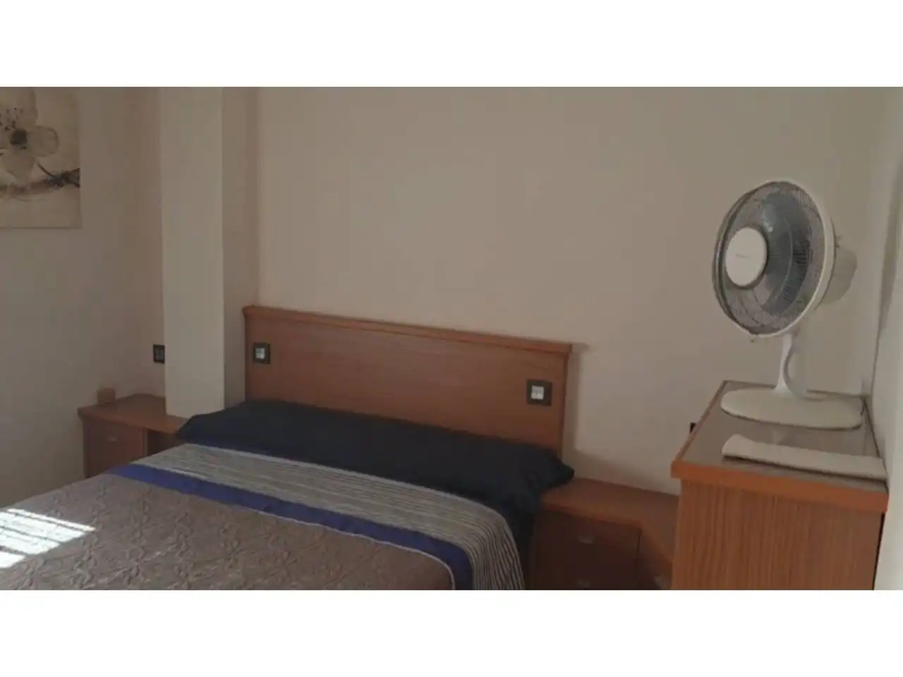 Habitación de Piso en venta en Ourense Capital  con Calefacción, Trastero y Amueblado