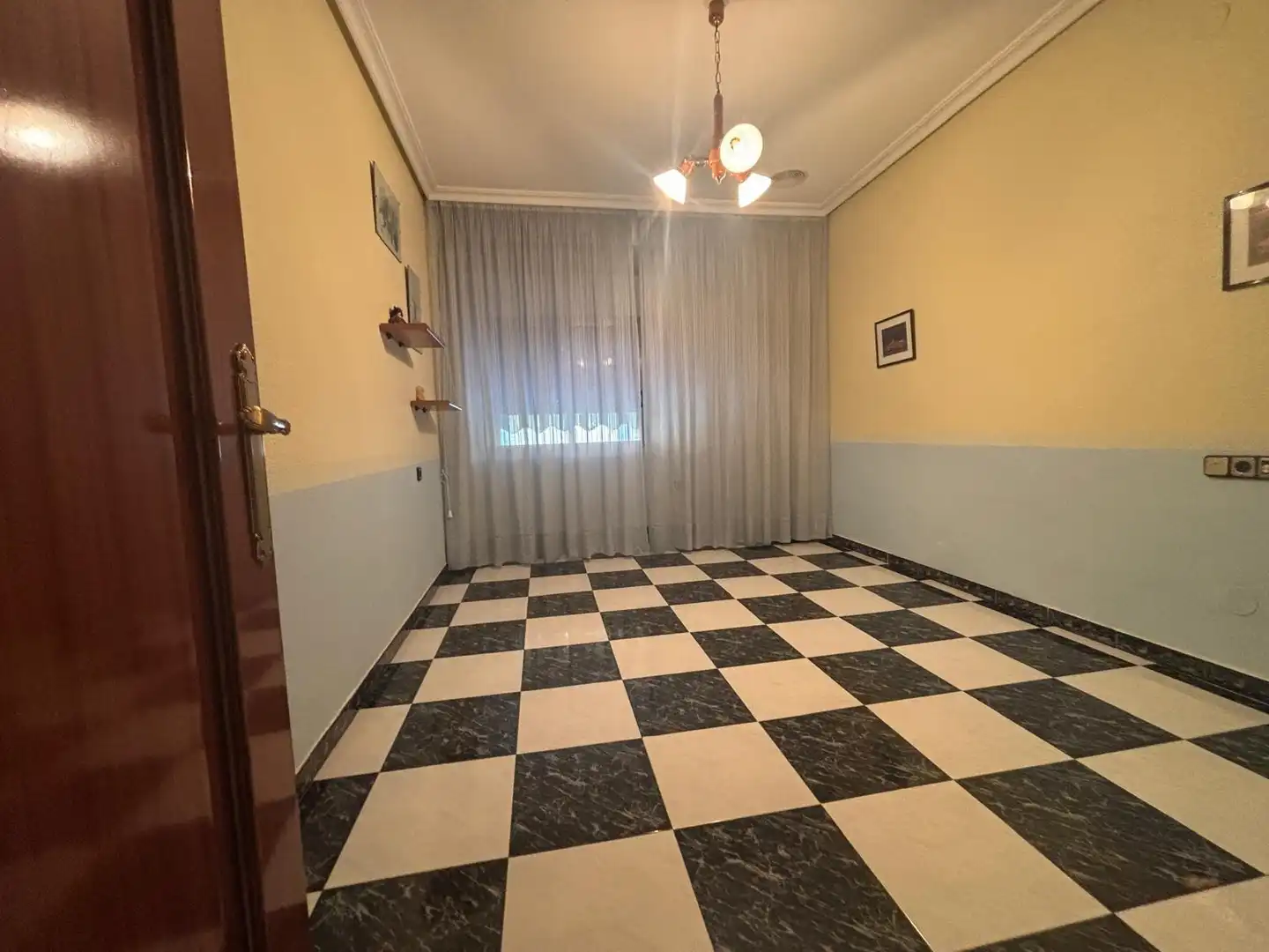 Habitación de Casa o chalet en venta en Casco Urbano