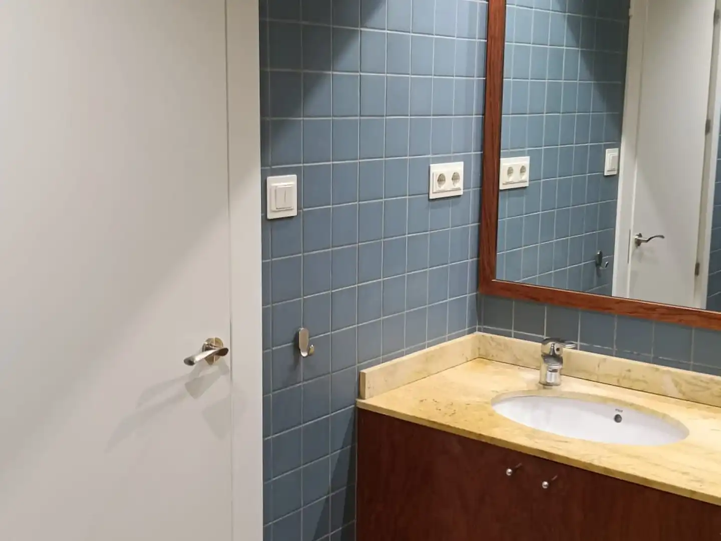 Baño de Piso de alquiler en Murcia con Aire acondicionado, Calefacción y Amueblado