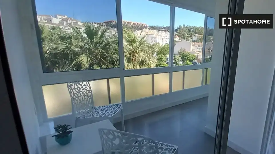Room in Rodeo Alto - Guadaiza - La Campana