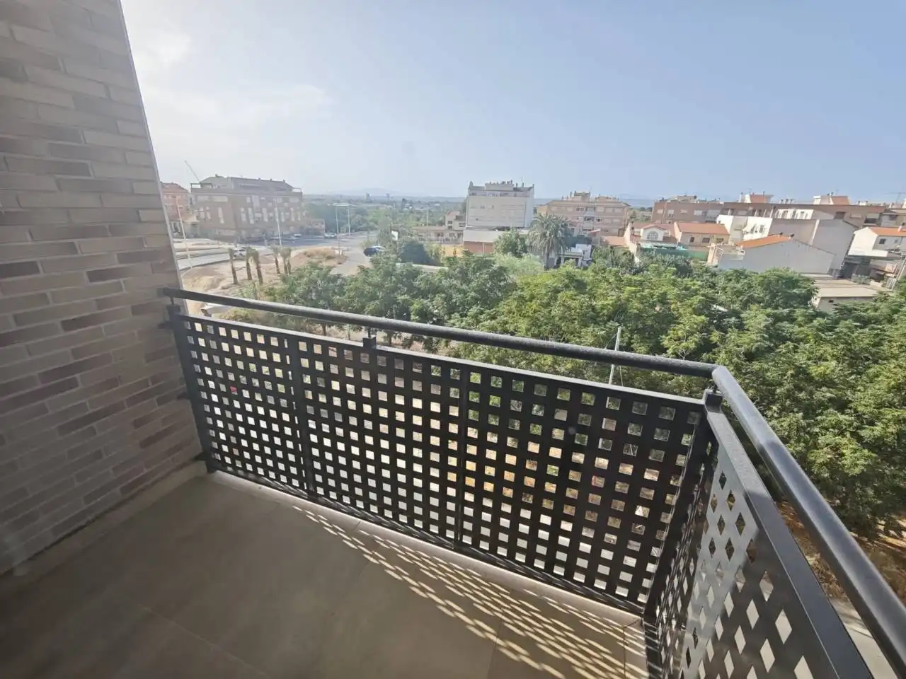 Terrasse von Wohnung zur Miete in Murcia mit Terrasse, Abstellraum und Balkon