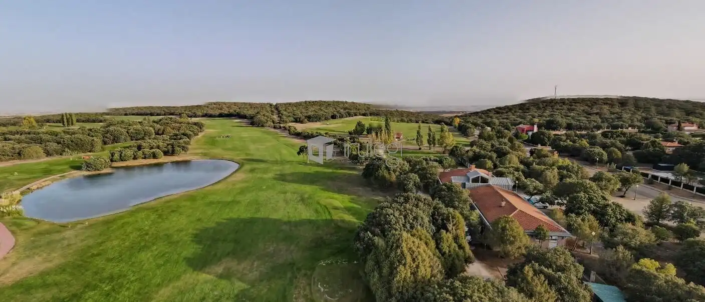 Terreny residencial en venda a Calle CLUNIA, imagen 2