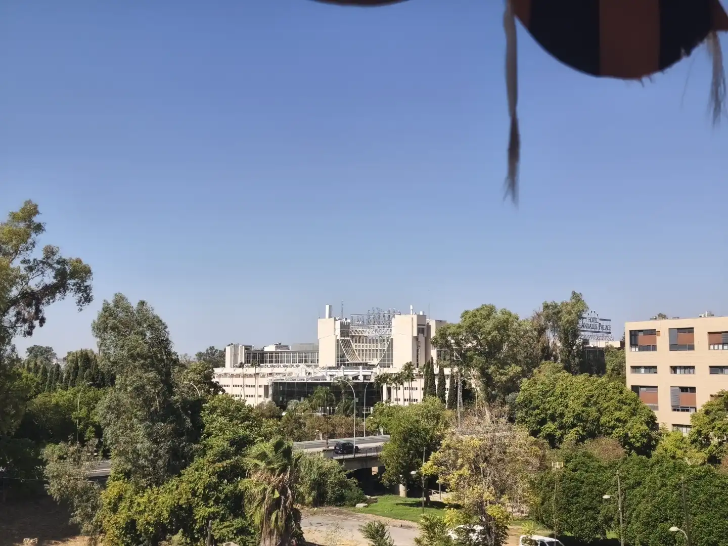 Vista exterior de Pis en venda en  Sevilla Capital amb Aire condicionat i Balcó