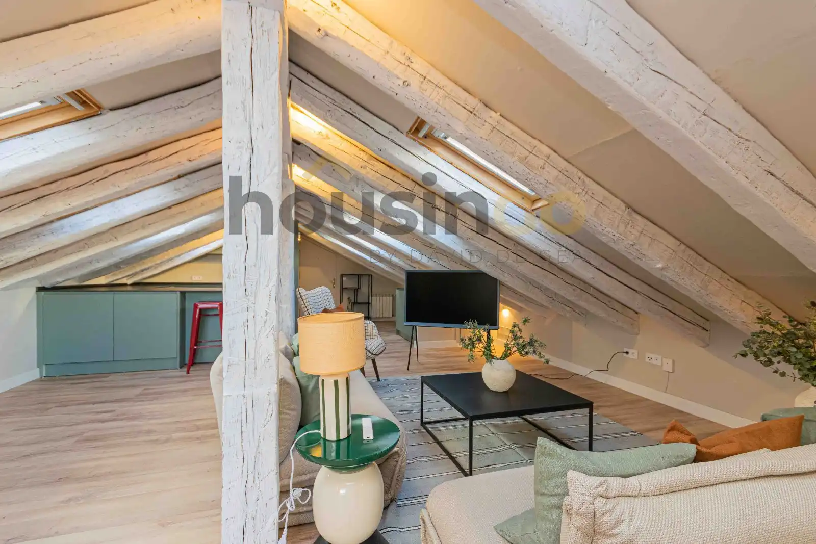 Living room of Attic for rent in Madrid  with Air Conditioner, Heating and Parquet flooring