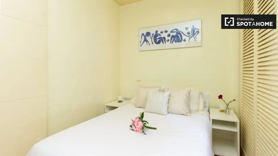 Bedroom of Flat for rent in Barcelona  with Air Conditioner, Heating and Furnished