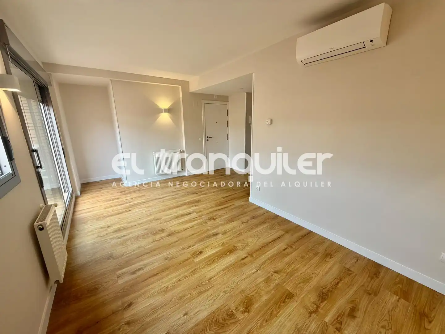Schlafzimmer von Dachboden zur Miete in Hortaleza