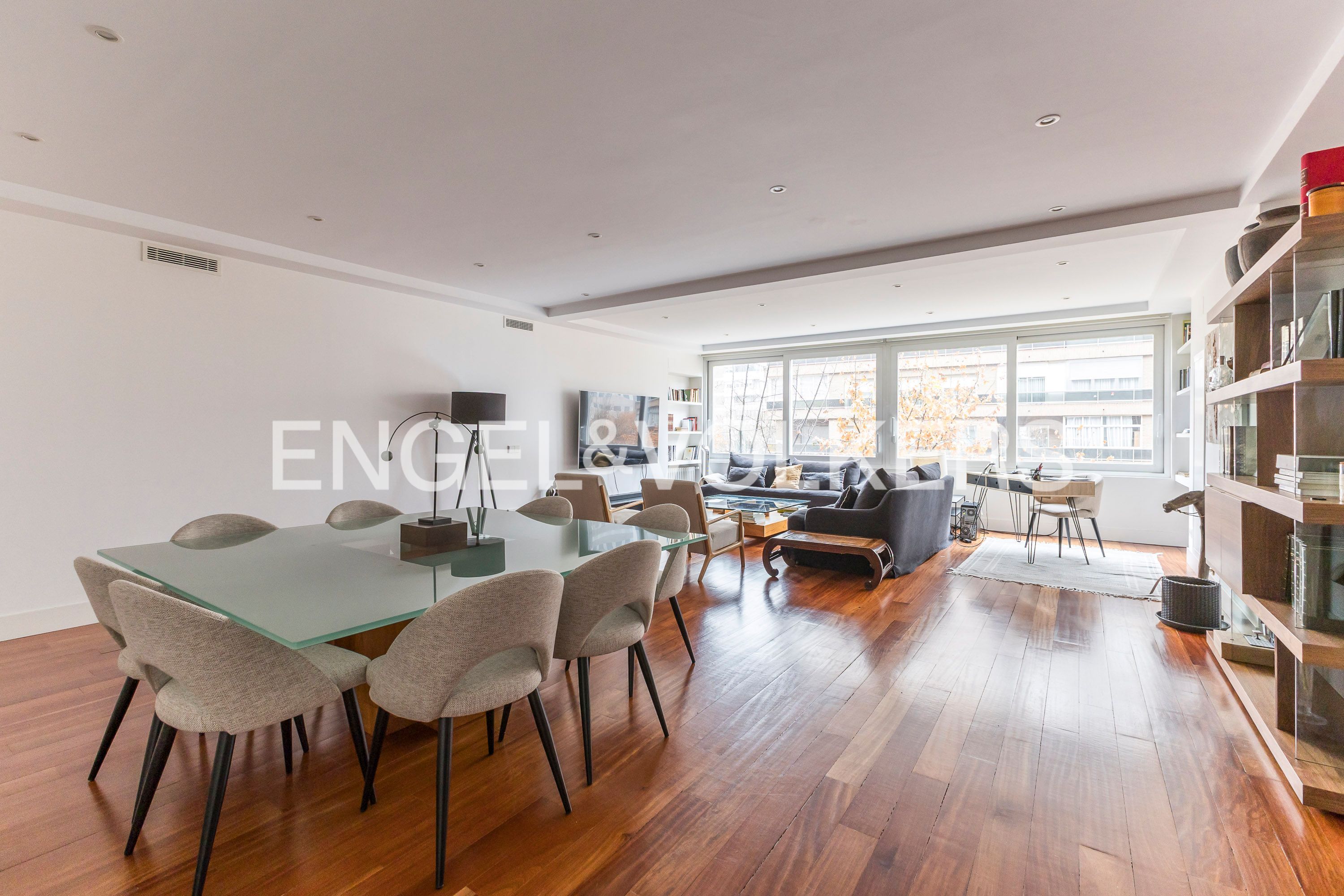 Living room of Apartment to rent in  Madrid Capital  with Air Conditioner, Heating and Terrace