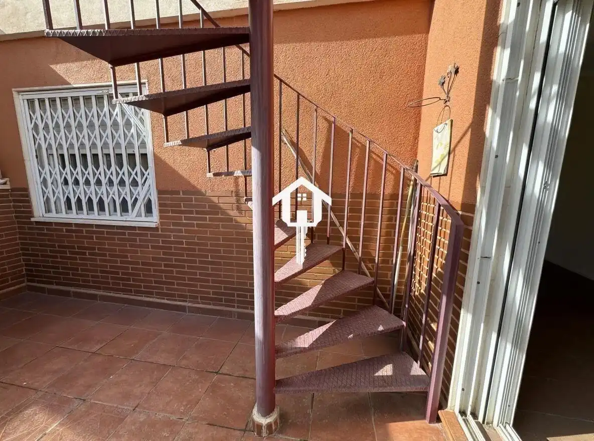 Terrassa de Àtic en venda en Alicante / Alacant amb Calefacció, Terrassa i Moblat