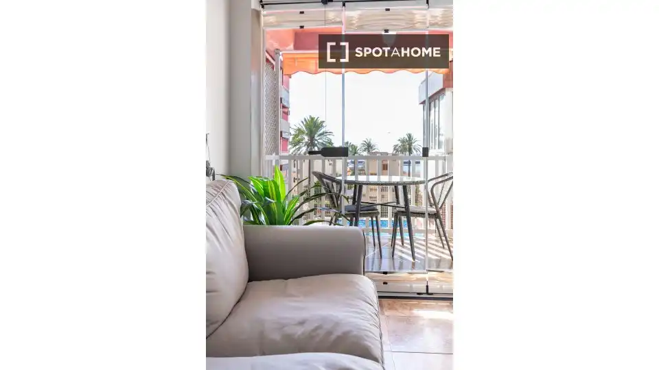 Appartement avec terrasse à louer à Platja de la Pobla de Farnals