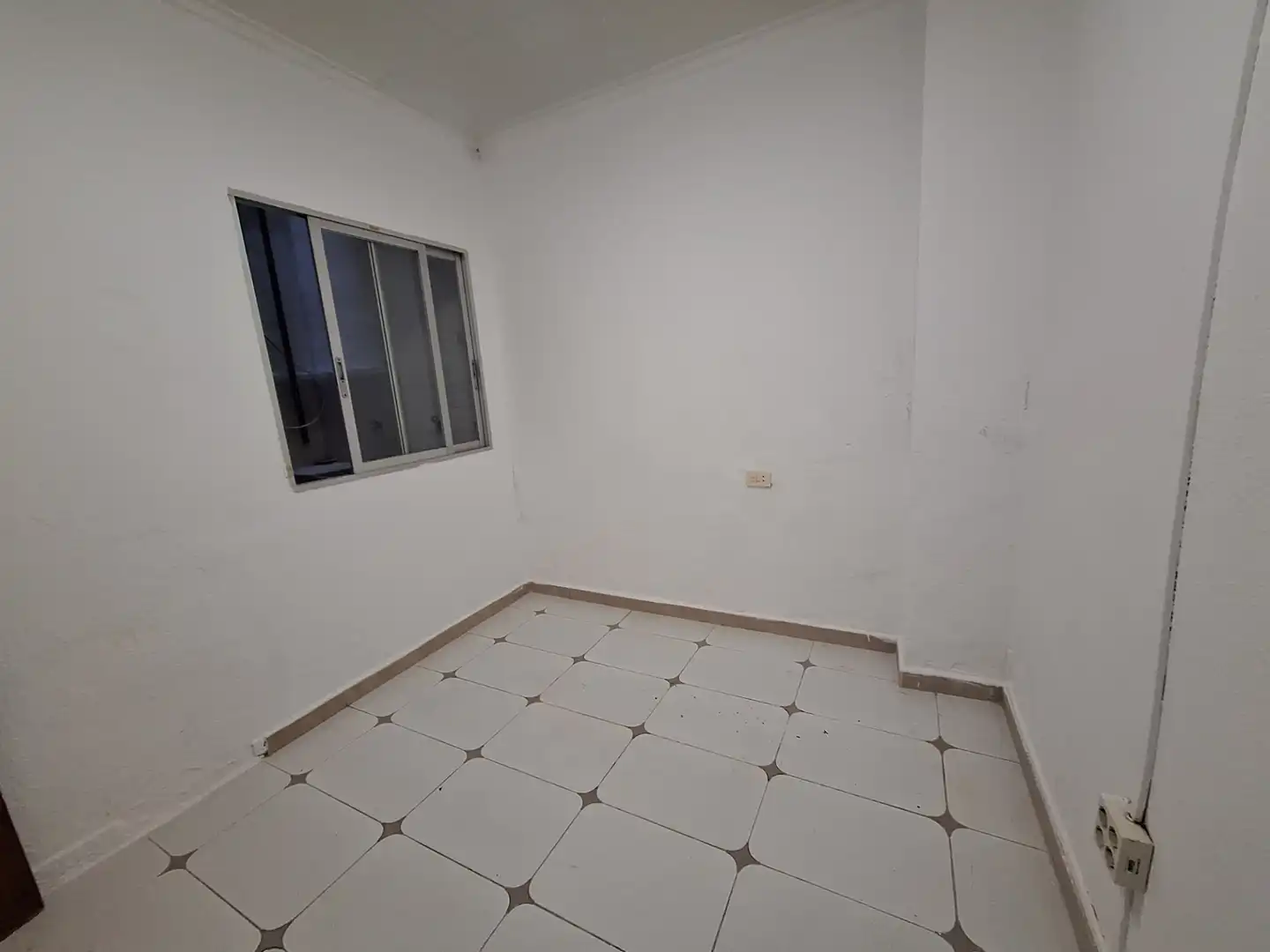 Bedroom of Houses for sale in Sueca  with Air Conditioner, Parquet flooring and Storage room